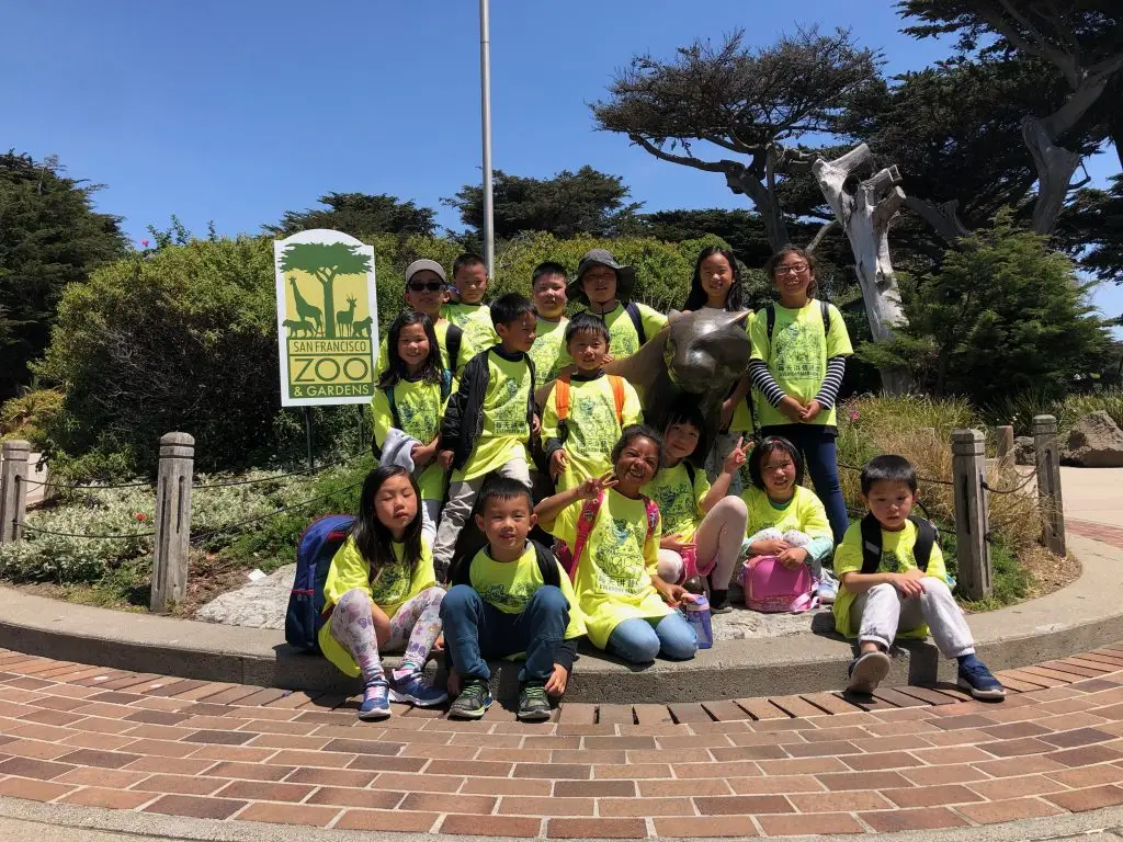 Everyday Mandarin students on a field trip to the San Francisco Zoo
