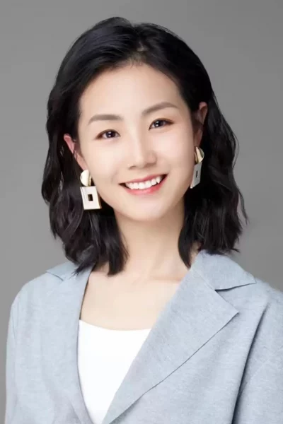 Intermediate TeacherPicture-尹君 Hebe
